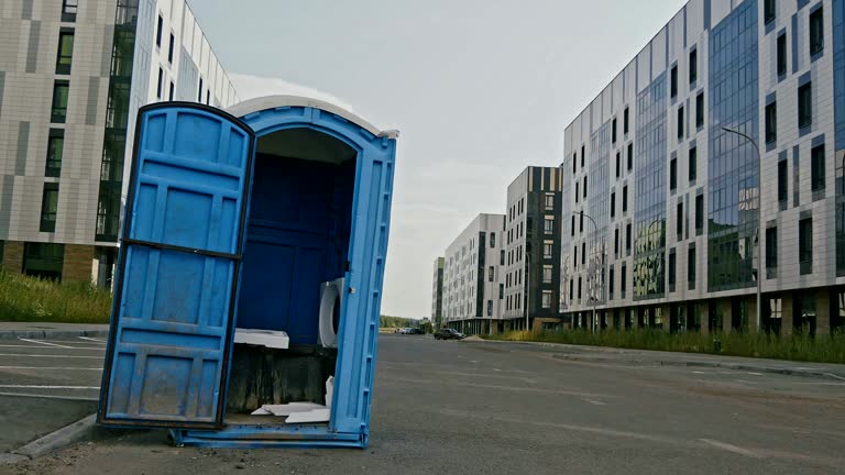 Best Short-Term Portable Toilet Rental  in New Canaan, CT